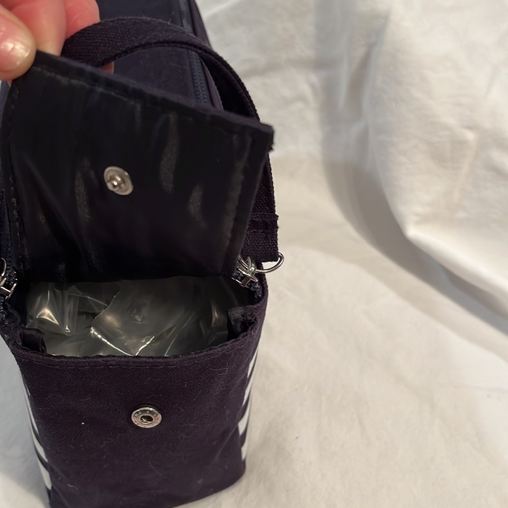 Jean Paul Gaultier toiletries travel bag navy w/white stripes - Picture 11 of 11